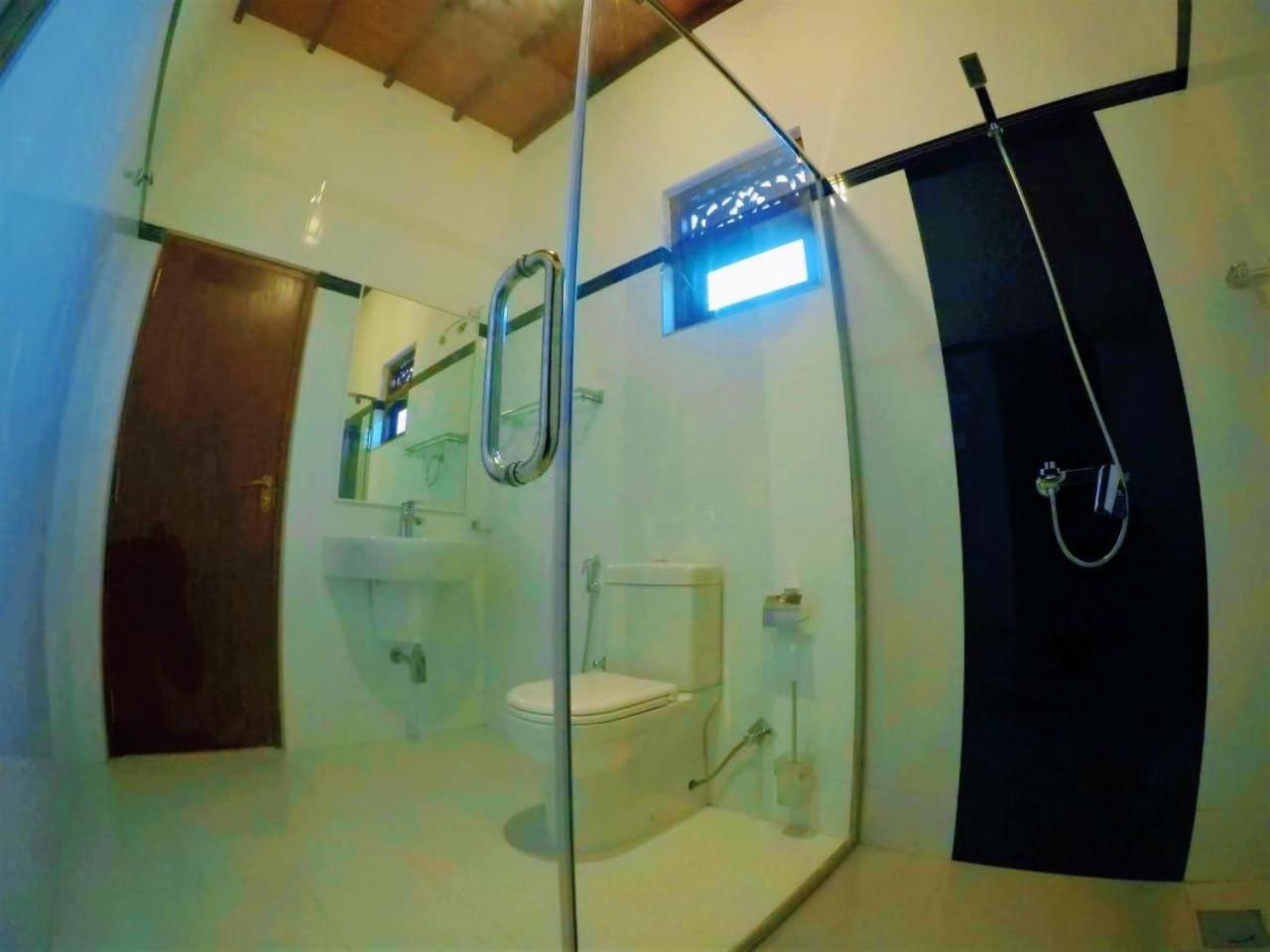 Villa 4U Bentota Esterno foto
