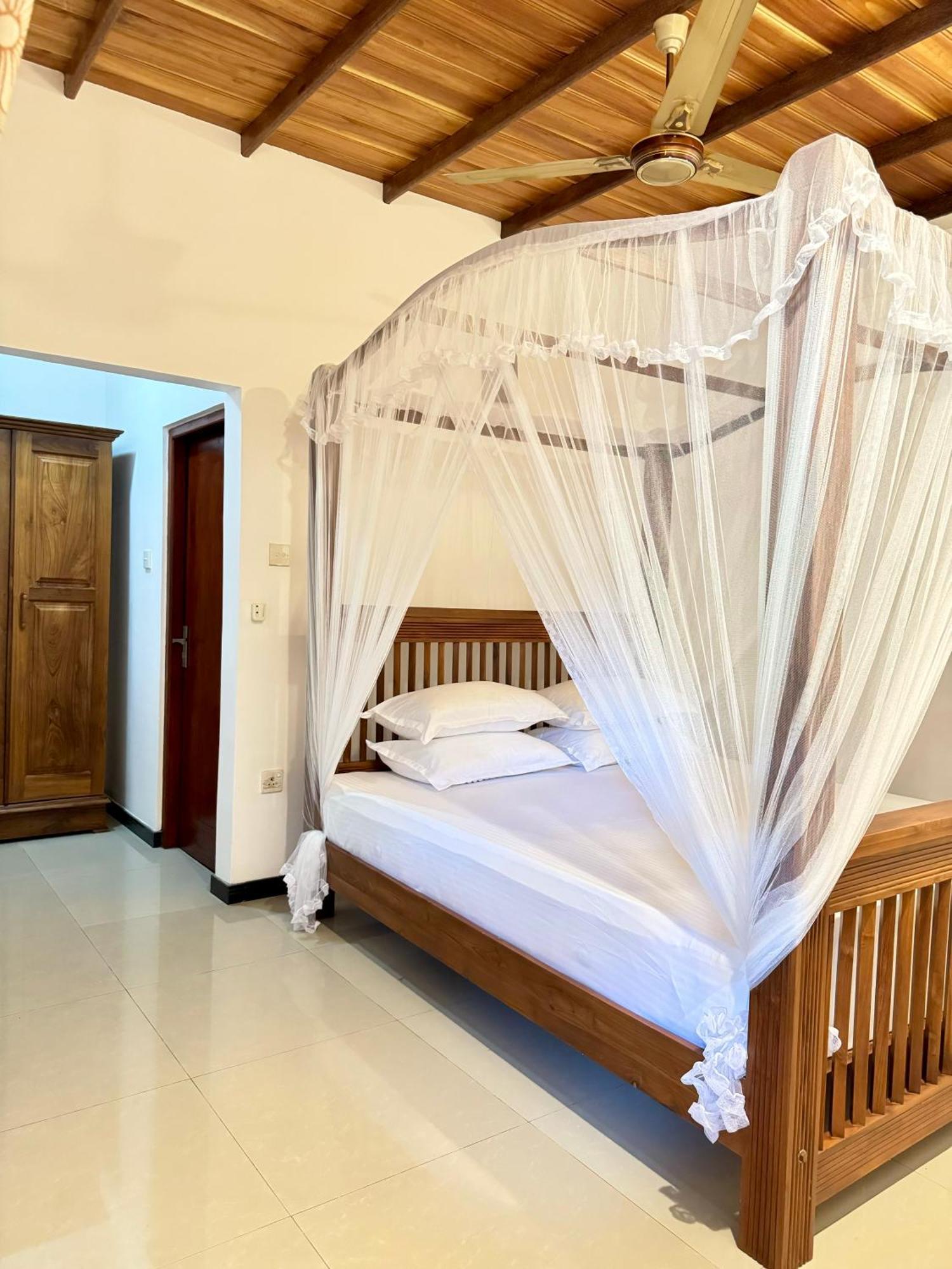 Villa 4U Bentota Esterno foto